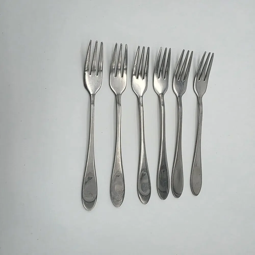 Lot of 6 Vintage Gibson Stainless Steel GIA54 Cocktail/Seafood Forks 233 China
